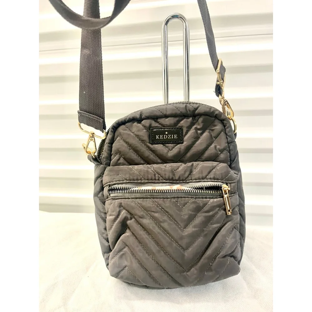 Kedzie Cloud 9 quilted puffer convertible sling bag in gray